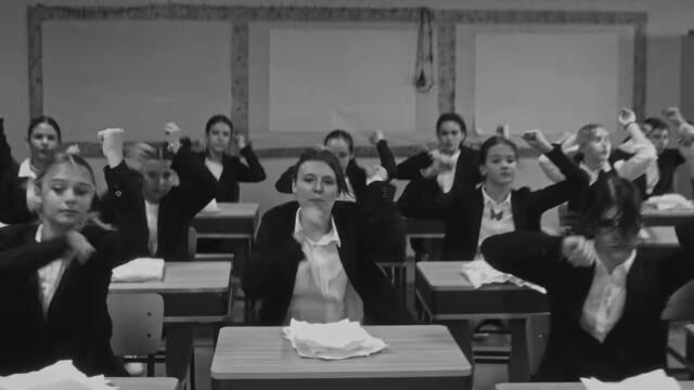 BON-BON ft. Dara Ekimova & Ivan Lechev - НАЗАД (Official Video)