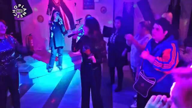 Рени - Водопад от любов ( live от Наше село ) - By Planetcho