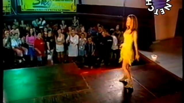 Милица - Изгаряш ме ( live ) - By Planetcho