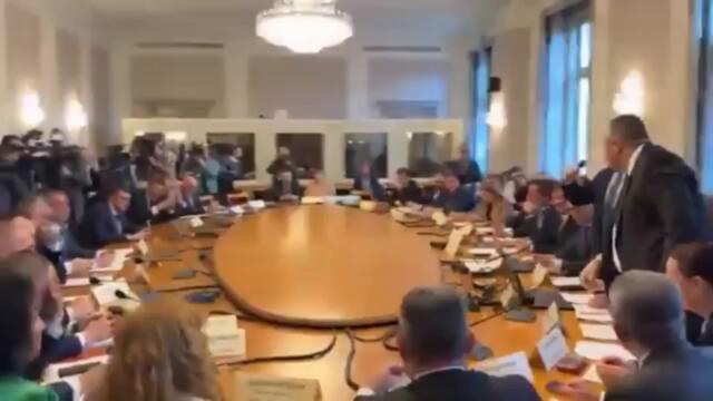 Безобразие