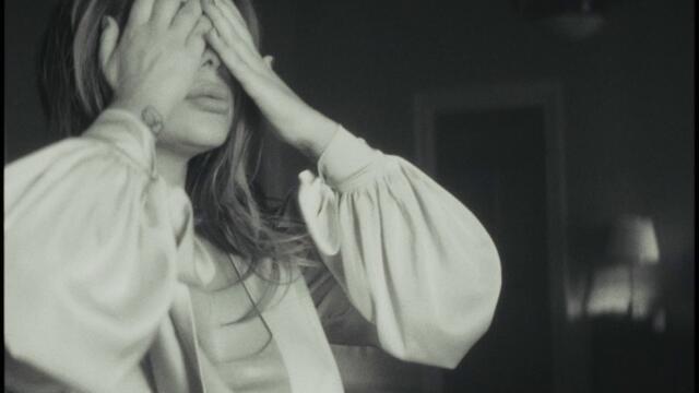 Ana Nikolić - Nije mi 22 (Official Video)