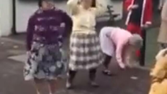 Взривяващо видео! Баби танцуват туъркингът на Майли Сайръс