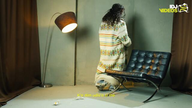 AMNA - NOJEVA BARKA (OFFICIAL VIDEO _ ALBUM _ZIMI_) 2_7