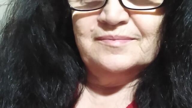 В годината на коня змията се изхлузи