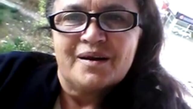 Поезията не спасява неспасяеми