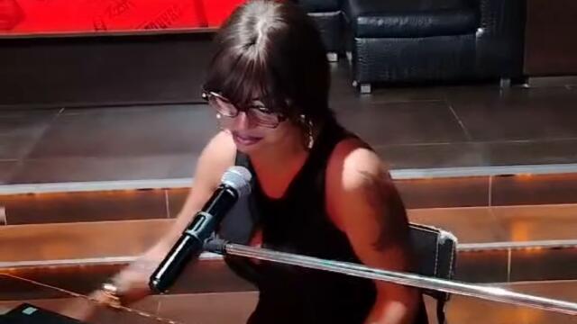 Lady B на живо в Piano Bar Sense в Габрово