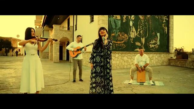 Hot Club Tirana - Dos Gardenias para ti