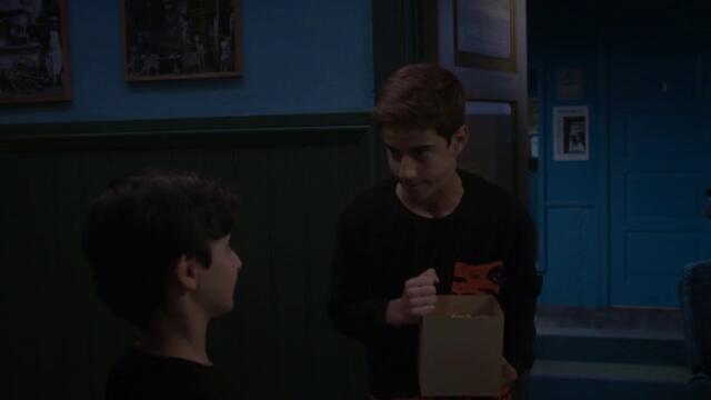 Магьосниците отвъд Уейвърли Плейс - Сезон 2 Епизод 5 (БГ Аудио)