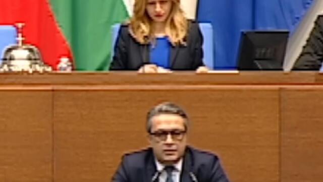 Реч и минута мълчание за Любен Дилов-син в парламента