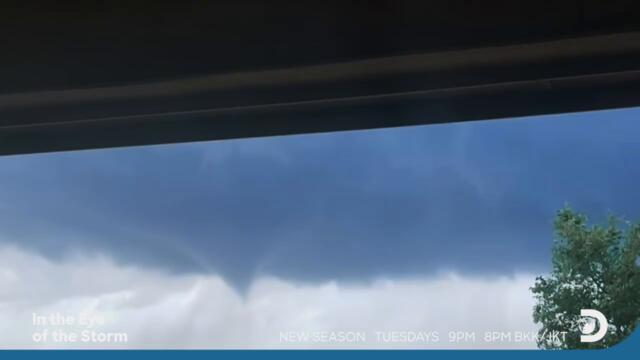 DISCOVERY CHANNEL IN THE EYE OF THE STORM