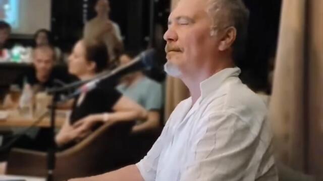 Поредна прекрасна вечер в пиано бар "Ретро"