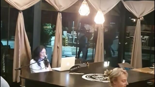 Сряда вечер в пиано бар "Ретро" в Шумен